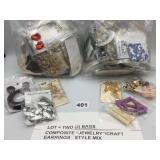 ASSORTED FASHION JEWELRY, INCLUDES EARRINGS,