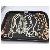 ASSORTED NECKLACE GROUPING, INCLUDES BEADED,