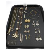 ASSORTED COSTUME JEWELRY, INCLUDES NECKLACES,