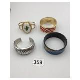 ASSORTED BRACELET GROUPING, INCLUDES LIZ