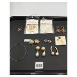 ASSORTED COSTUME JEWELRY, INCLUDES FAUX PEARL