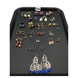 ASSORTED JEWELRY GROUPING, INCLUDES VARIOUS