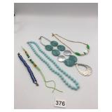 ASSORTED COSTUME JEWELRY GROUPING, INCLUDES
