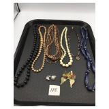 ASSORTED COSTUME JEWELRY GROUPING, INCLUDES