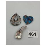 3 GLASS PENDANTS