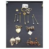 ASSORTED COSTUME JEWELRY GROUPING, INCLUDES