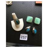 COSTUME JEWELRY SET, INCLUDES OVAL TURQUOISE-TONE