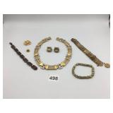 ASSORTED JEWELRY, INCLUDES TWO-TONE LINK