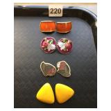 ASSORTED EARRING GROUPING, INCLUDES ORANGE