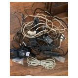 ASSORTED ELECTRONIC ACCESSORIES, INCLUDES LITEON