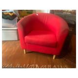 MODERN TUB CHAIR, RED UPHOLSTERY, TAPERED WOODEN