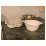 CORNING WARE CASSEROLE DISH W/ LID, CENTURA BY