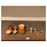 RUSSIAN MATRYOSHKA NESTING DOLLS, HAND-PAINTED