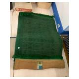 CABIN CRAFTS AREA RUG, GREEN, NYLON PILE, FRINGED