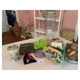 GLASS STORAGE JAR, HINGED WIRE BALE LID, RUBBER