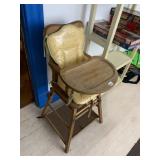 WOODEN HIGH CHAIR, FOLDING DESIGN, FLORAL PRINT
