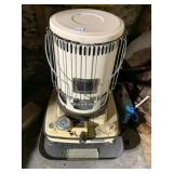 KEROSENE HEATER, CYLINDRICAL, METAL CONSTRUCTION,