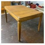 OAK DINING TABLE, RECTANGULAR TOP, TAPERED LEGS,