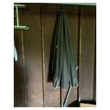 BROWN JORDAN PATIO UMBRELLA BROWN & STAND SEE