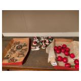 CHRISTMAS ORNAMENT ASSORTMENT, STAINED GLASS