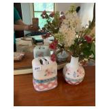 LIZ CLAIBORNE HAND PAINTED CERAMIC TISSUE BOX