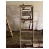 WERNER SAFT-MASTER STEP STOOL, MODEL 364,