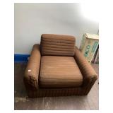 SHERWOOD CORP UPHOLSTERED CHAIR FOLDS INTO BED