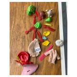 STRAWBERRY SHORTCAKE CLOTHES AND ACCESSORIES