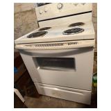 WHIRLPOOL ELECTRIC RANGE, WHITE FINISH, FOUR COIL