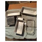 ASSORTED BAKING PANS, ALUMINUM LOAF PANS, GLASS