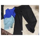JACLYN SMITH BLACK LEGGINGS, TIME AND TRU BLUE