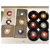 ASSORTED 45 RPM VINYL RECORDS, INCLUDES ARTISTS