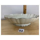 LENOX PORCELAIN SERVING BOWL, OVAL FORM,