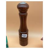 WOODEN PEPPER MILL, TALL TURNED DESIGN, METAL TOP