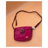 LIZ CLAIBORNE CROSSBODY BAG, FUCHSIA FAUX