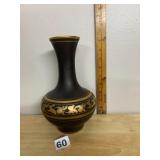VEE JACKSON CALIFORNIA POTTERY VASE, MATTE BLACK