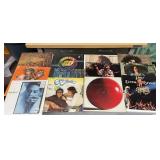 ASSORTED VINYL RECORDS, INCLUDES AL JARREAU,
