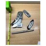 ASSORTED FOLDING KNIVES, SKELETONIZED HANDLES,