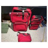 PRODIGY LUGGAGE SET, RED FABRIC, INCLUDES UPRIGHT