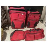 AMERICAN TOURISTER LUGGAGE SET, RED POLYESTER,