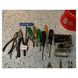 CRAFTSMAN SCREWDRIVERS, ASSORTED PLIERS, ELKIND
