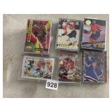 ASSORTED HOCKEY TRADING CARDS, INCLUDES TOPPS
