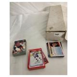 ASSORTED HOCKEY TRADING CARDS, INCLUDES FLEER