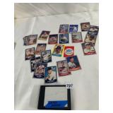 ASSORTED BASEBALL CARDS, INCLUDES MICKEY MANTLE,
