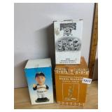 PITTSBURGH PIRATES BOBBLEHEADS AND STATUE,