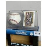 OLIVER PEREZ SIGNED BASEBALL, TOPPS TRADING CARD,