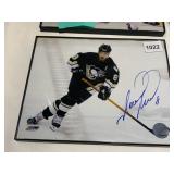 MARK RECCHI, SIGNED HOCKEY PHOTOGRAPH, FRAMED,