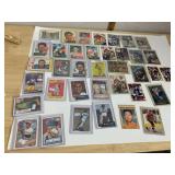 ASSORTED BASEBALL CARDS, INCLUDES MICKEY MANTLE,