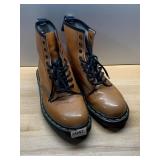 DR. MARTENS LEATHER BOOTS, TAN PATENT FINISH,