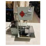 DIAMOND TECH INTERNATIONAL DIAMOND LASER 1000,